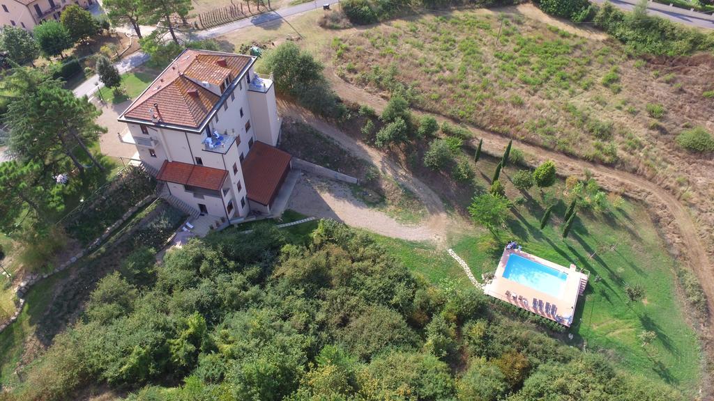 Tenuta I Lecci แตร์รานูโอวา บราชโชลีนี ภายนอก รูปภาพ
